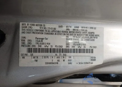 2018 Ford Focus S from USA, damaged, VIN 1FADP3E20JL287919